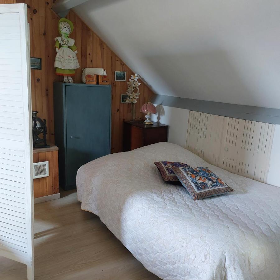 Tulipe24 Bed and Breakfast Savigne-l'Eveque Exteriör bild